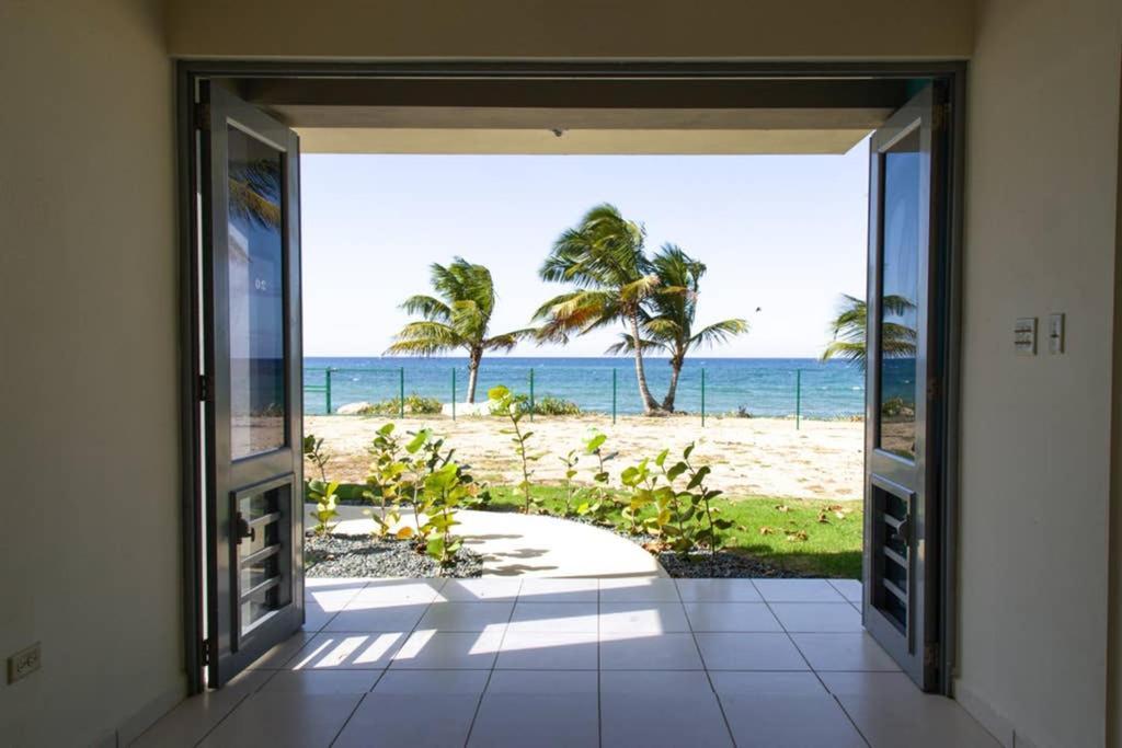 Casa Del Mar !!! Ocean Front Villa Аґуада Екстер'єр фото